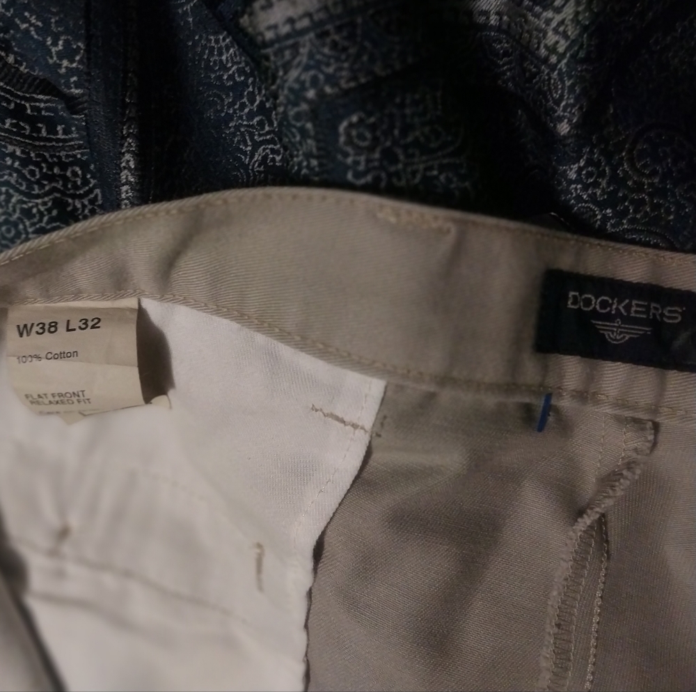 Upcycled dockers - Picture 5 of 5